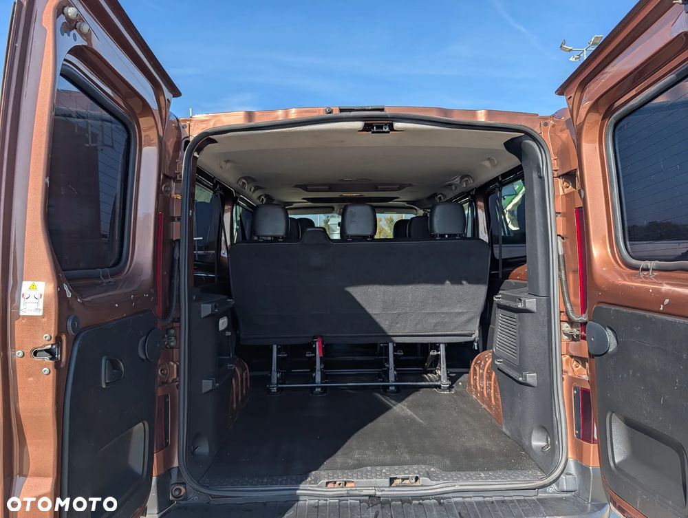 Renault Trafic - 18