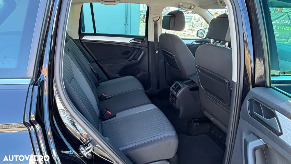 Volkswagen Tiguan - 9