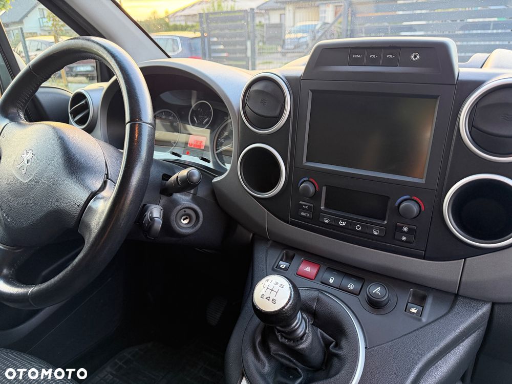 Peugeot Partner 1.6 BlueHDi Outdoor S&S - 14