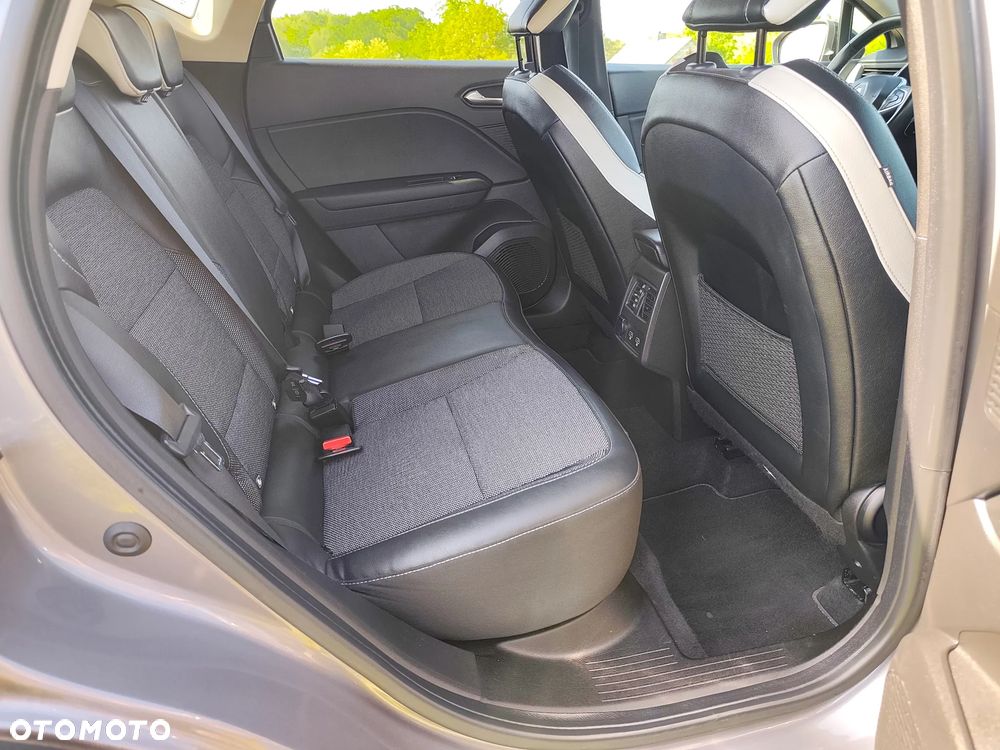 Renault Captur 1.6 E-TECH Full Hybrid 145 Intens - 21