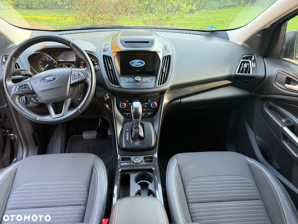 Ford Kuga 1.5 EcoBoost 4x4 Business Edition - 32
