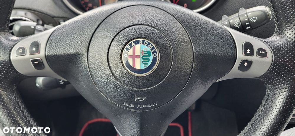 Alfa Romeo 147 1.9 JTD 16V Distinctive - 9