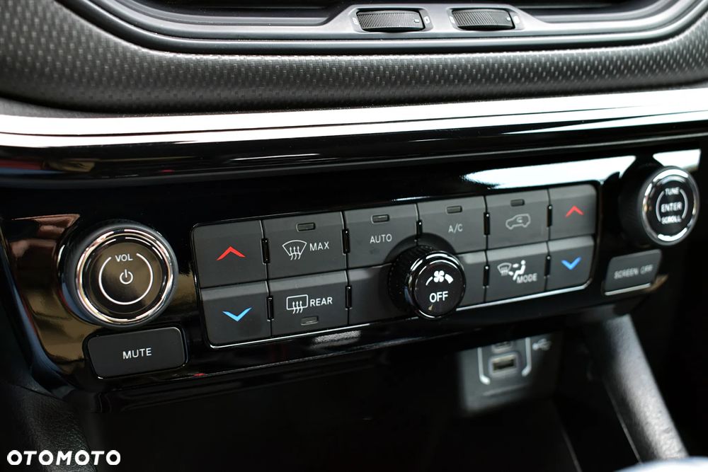 Jeep Compass - 14