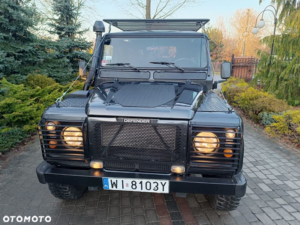 Land Rover Defender - 9