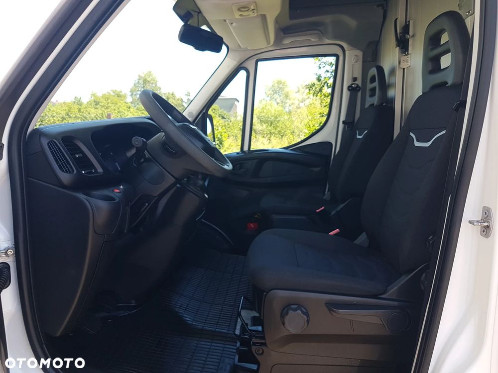Iveco DAILY KONTENER NISKOPODŁOGOWY 4,43x2,23x2,42 SKLEP FOODTRUCK BAR KLIMA KONIOWÓZ KAMPER - 20
