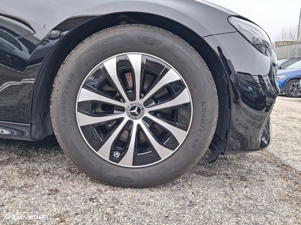 Mercedes-Benz E 220 - 4