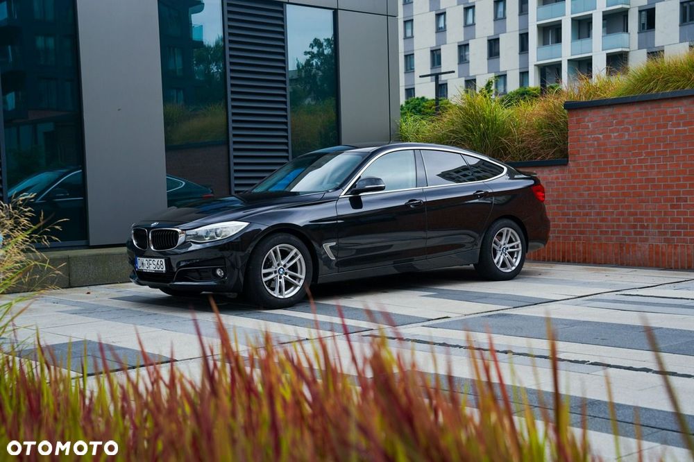 BMW 3GT 318d Sport Line - 36