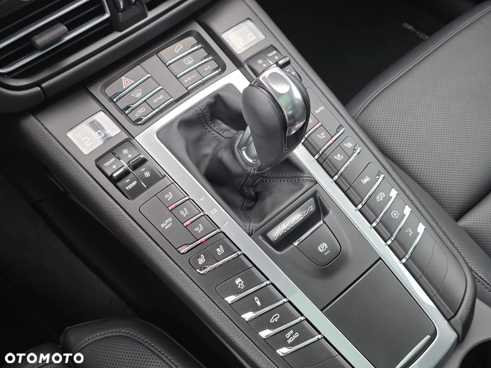 Porsche Macan GTS - 8