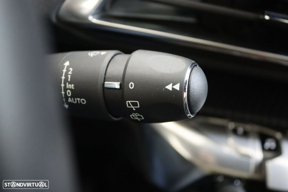 Peugeot 3008 1.6 Hybrid Allure Pack e-EAT8 - 15