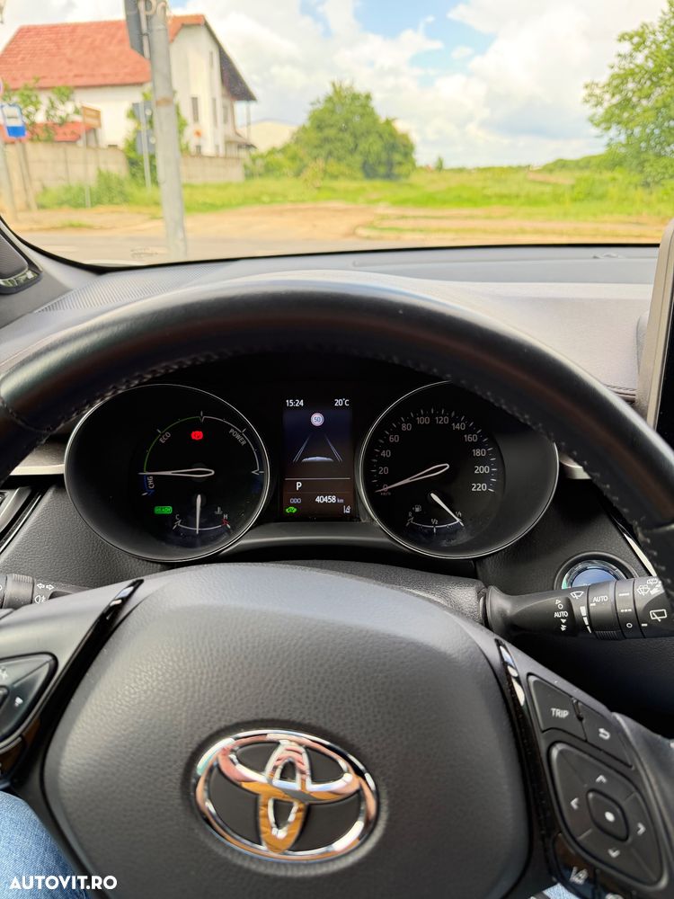 Toyota C-HR - 9
