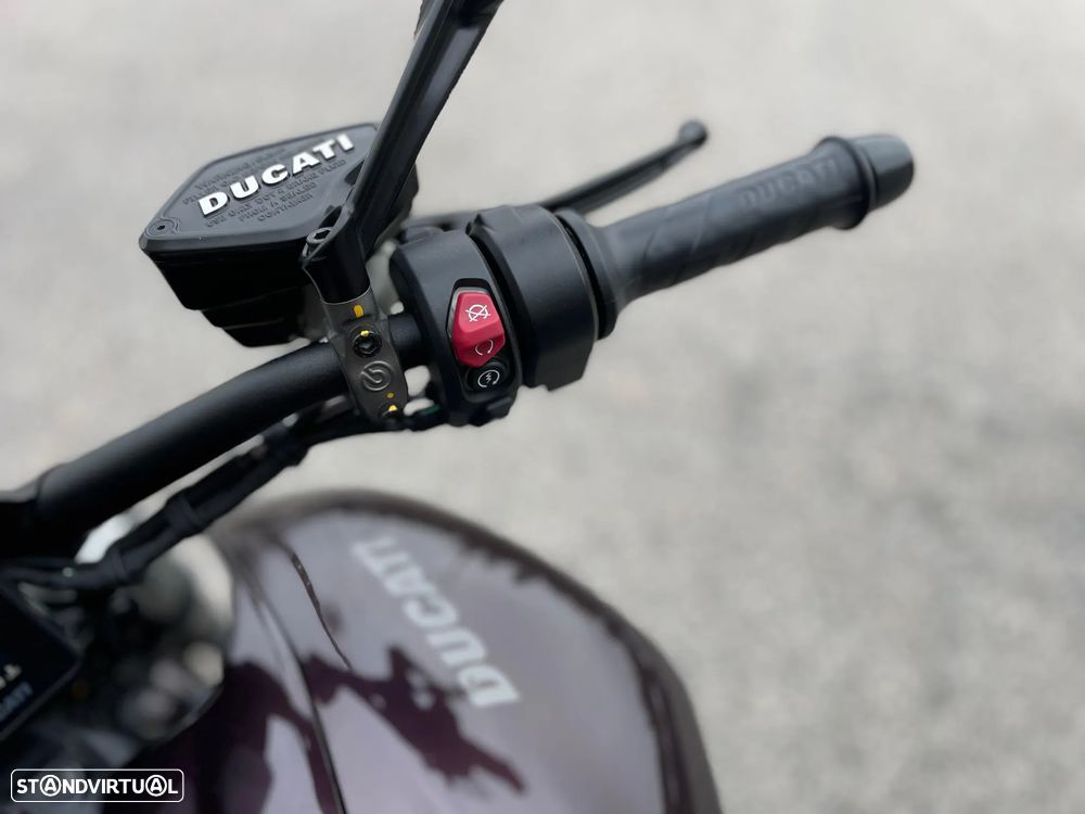 Ducati XDiavel V4 - 5
