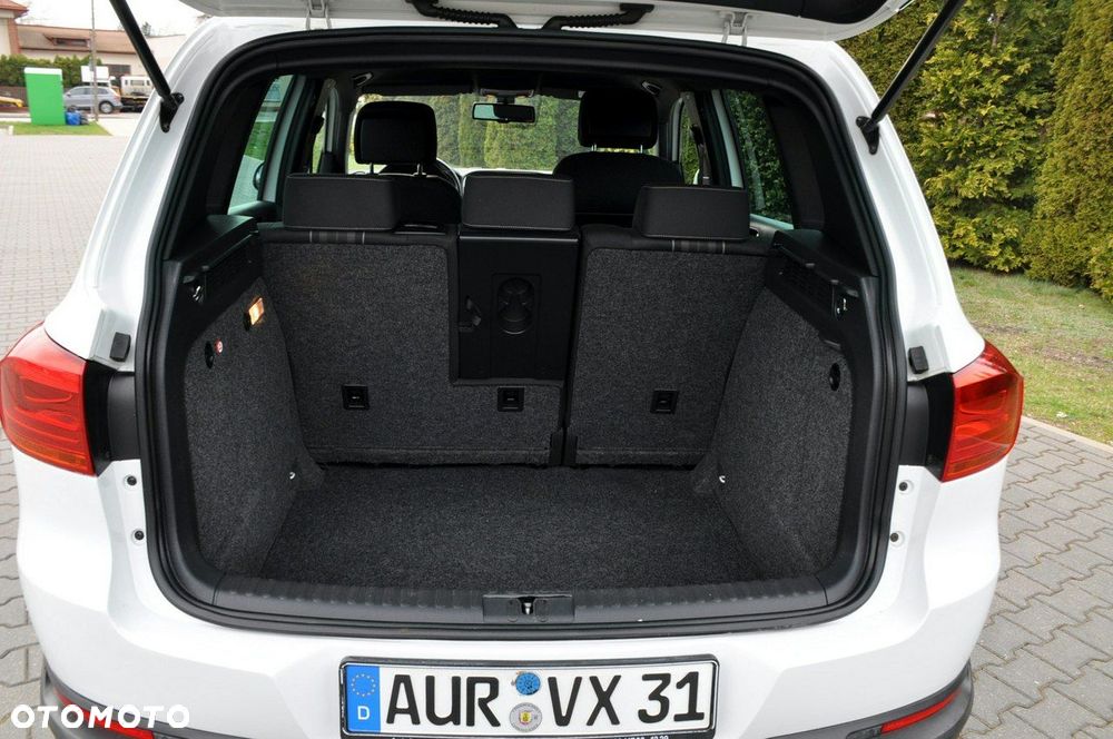 Volkswagen Tiguan - 38