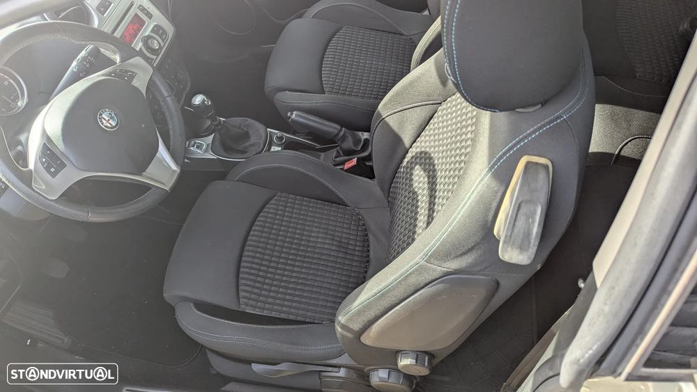 Alfa Romeo MiTo 1.4 MultiAir Progression - 17