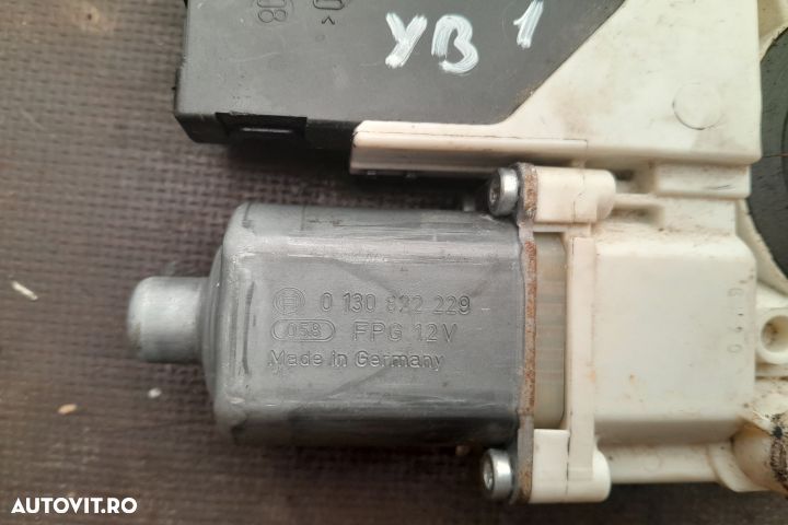 Motoras macara geam fata stanga 0130822229 / 1K0959793G 0130822229 / - 2