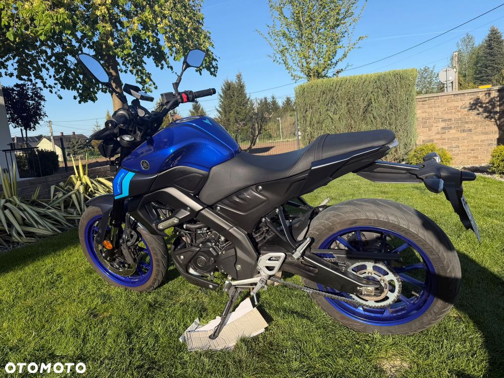 Yamaha MT - 22