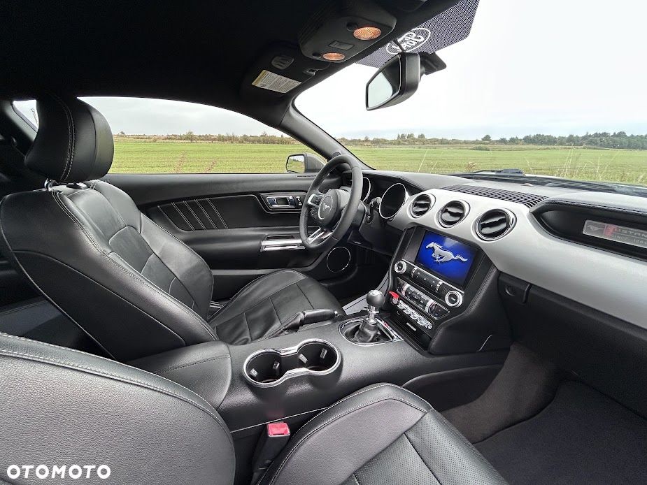 Ford Mustang 5.0 V8 GT - 18