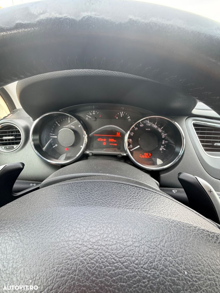 Peugeot 5008 - 5