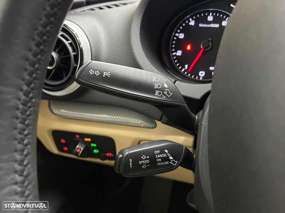 Audi A3 Sportback 1.4 TFSI cylinder on demand ultra S t Ambiente - 12