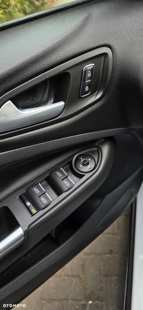 Ford Kuga 1.5 EcoBoost FWD Trend ASS - 23