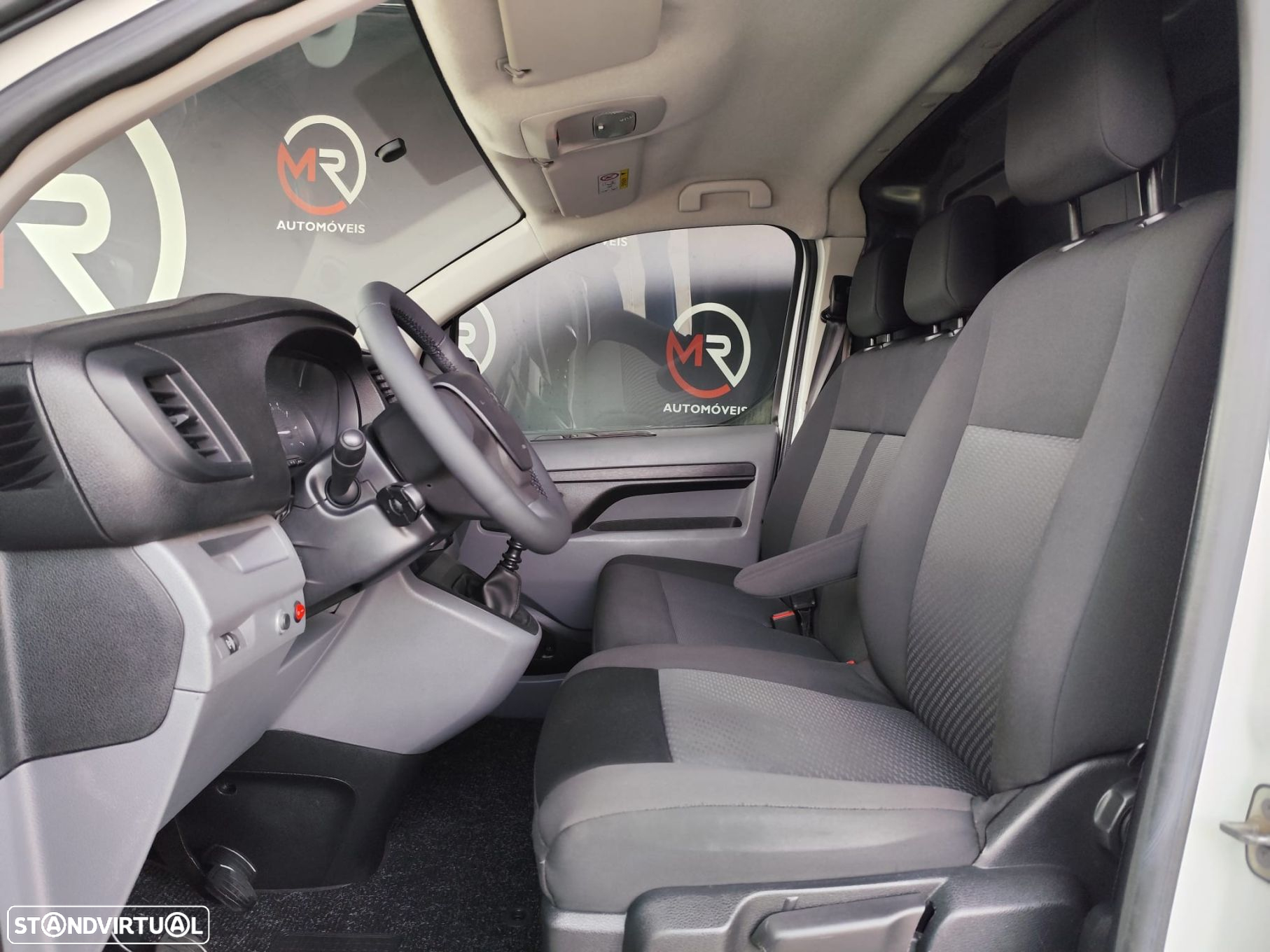 Citroën Jumpy 2.0 BlueHDi XL Confort - 19