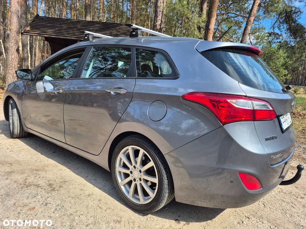 Hyundai i30 i30cw 1.4 CRDi Advantage - 11