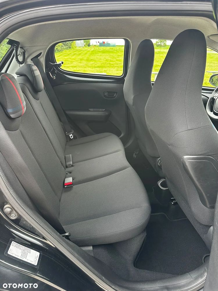 Peugeot 108 - 8