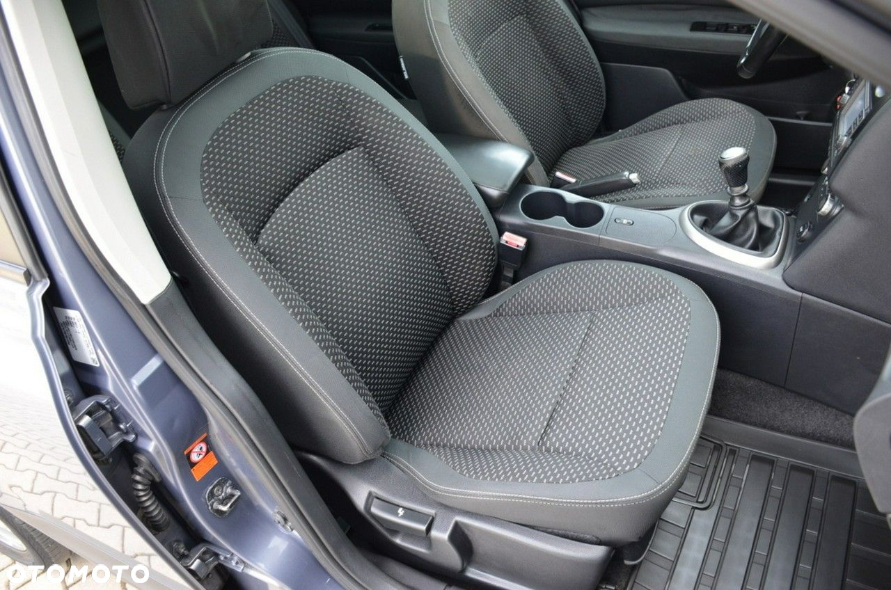 Nissan Qashqai - 26