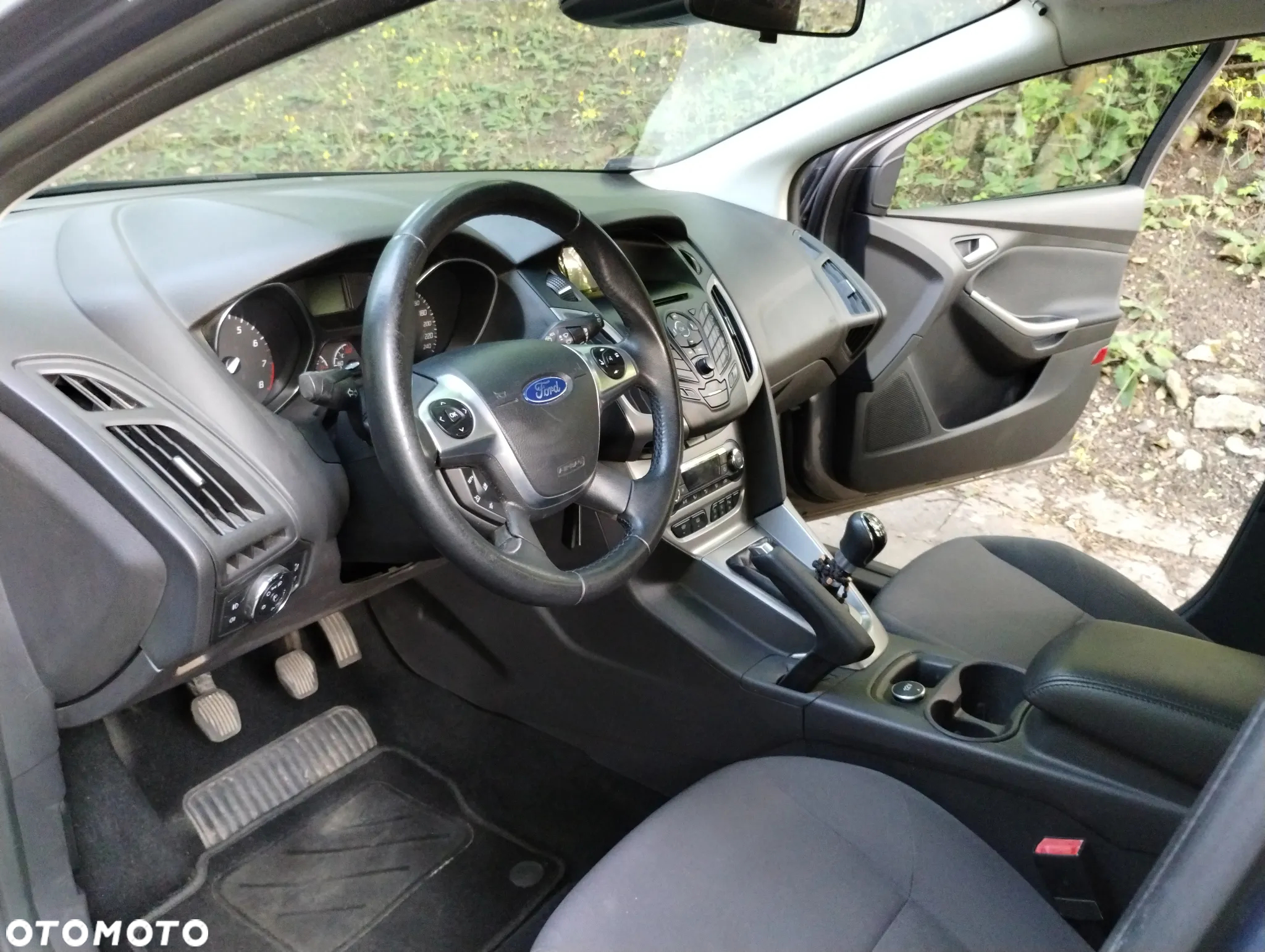 Ford Focus 1.6 EcoBoost Trend Sport - 13