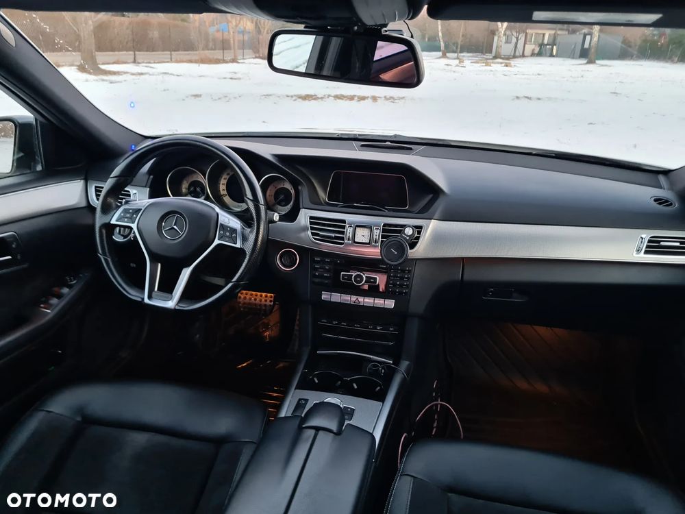 Mercedes-Benz Klasa E 220 BlueTEC 7G-TRONIC Avantgarde - 19