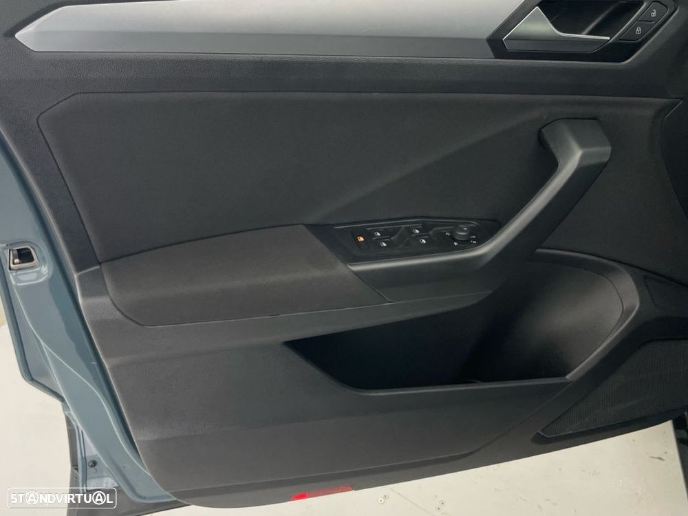 VW T-Roc 1.0 TSI Life - 16