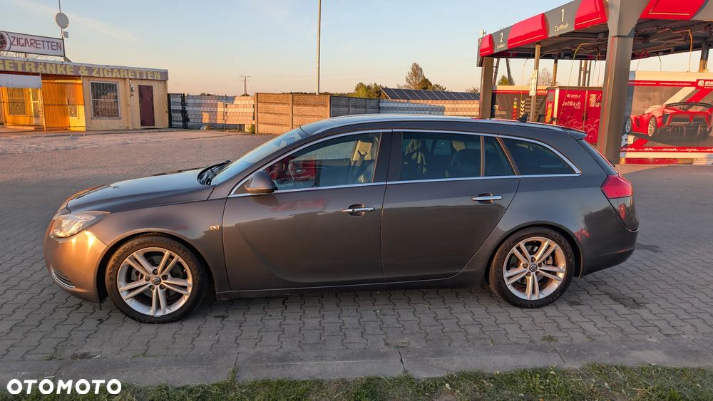 Opel Insignia 2.0 CDTI EcoFLEX Cosmo - 2