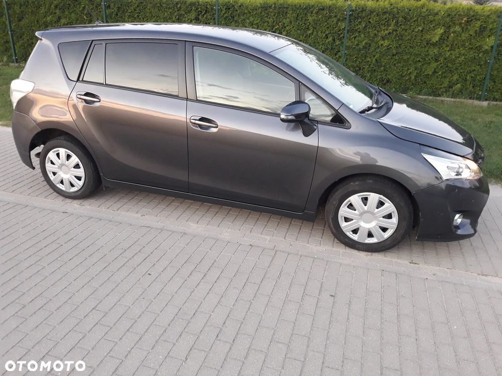 Toyota Verso 2.0 D-4D Active 7os - 7