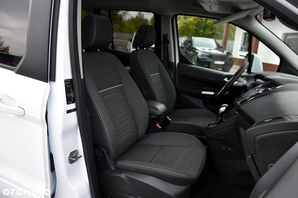 Ford Tourneo Connect - 24
