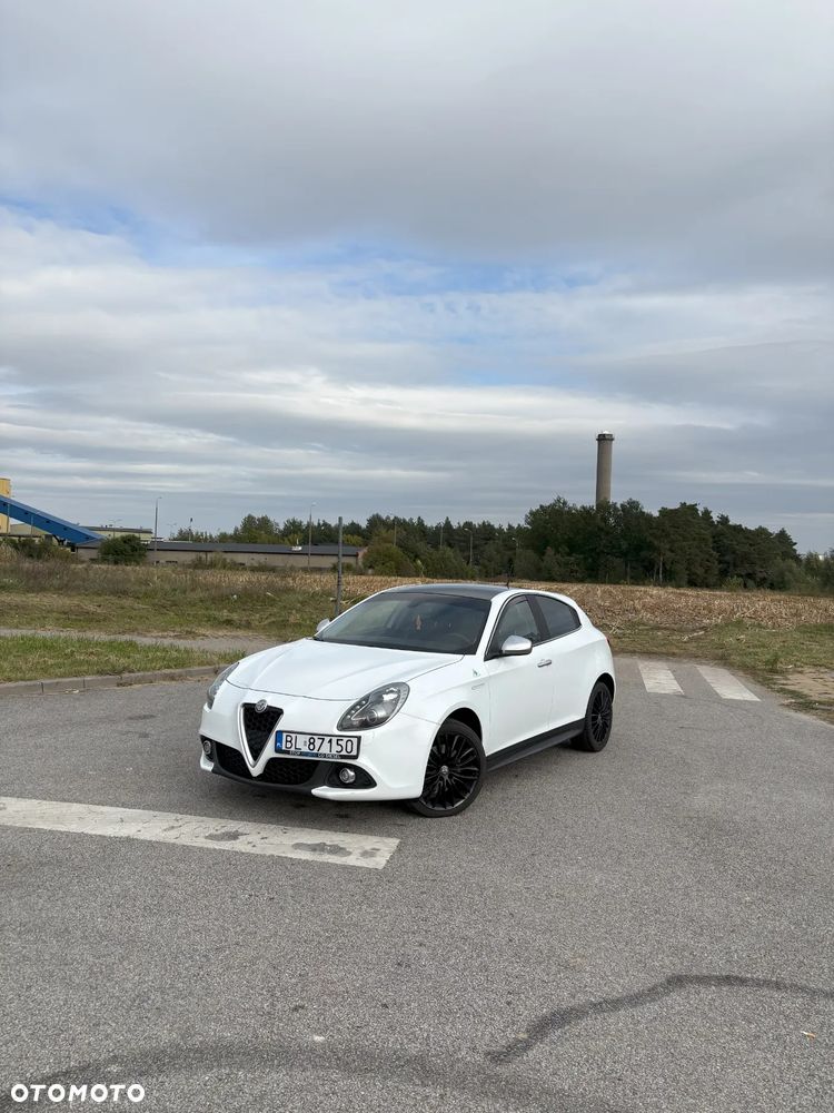Alfa Romeo Giulietta 2.0 JTDM 16V Veloce - 1