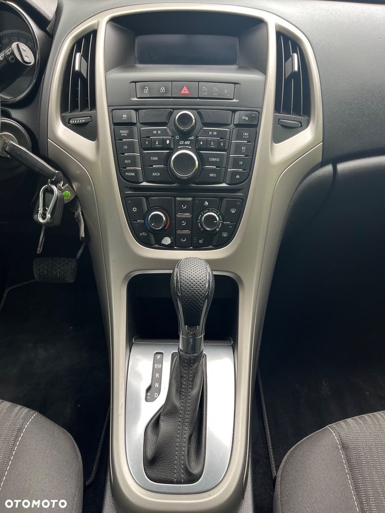 Opel Astra 1.4 Turbo Automatik Color Edition - 12