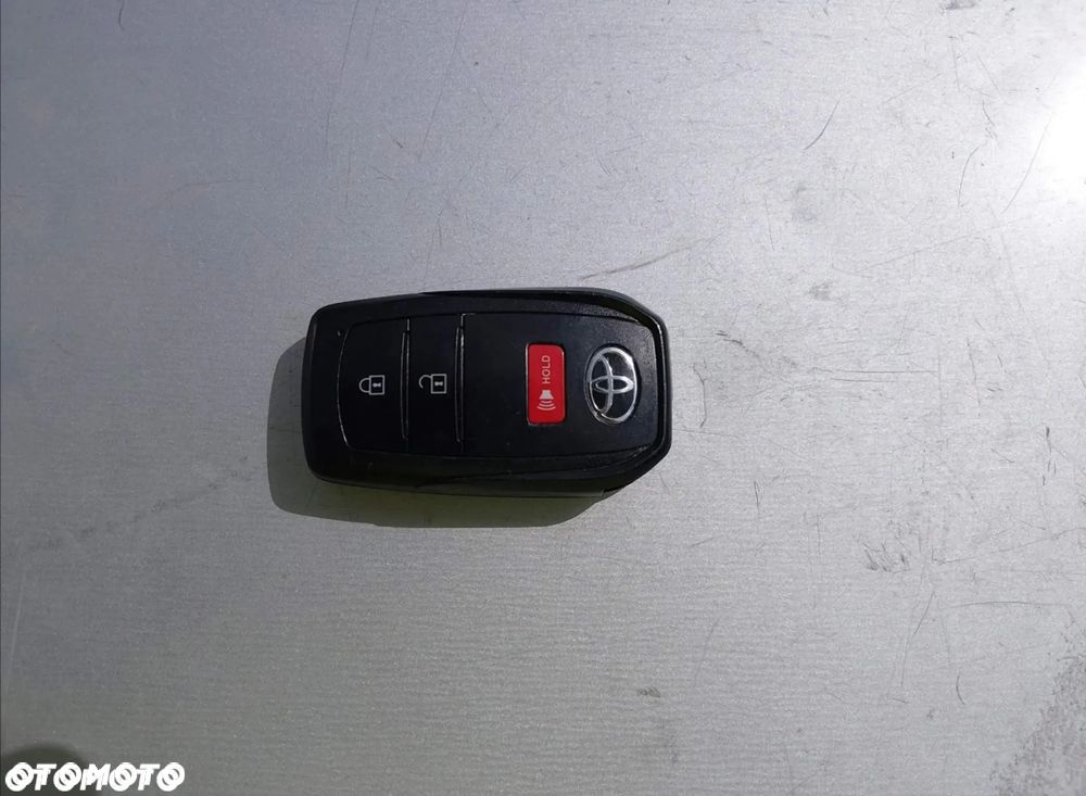 Toyota Prius Hybrid Executive - 12