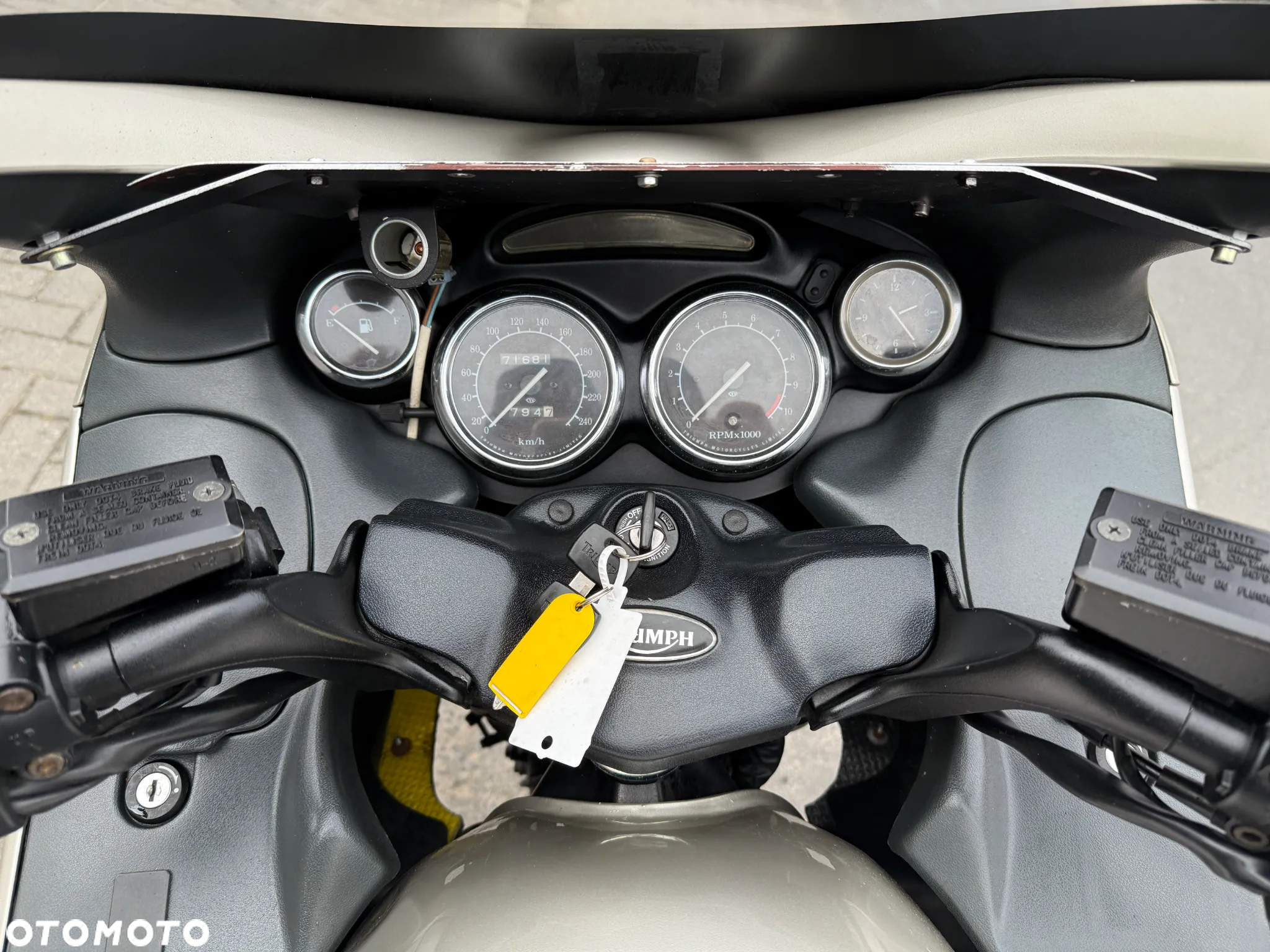 Triumph Trophy - 10