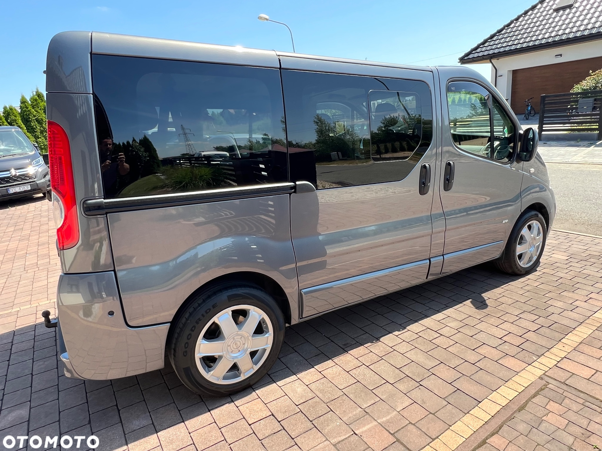 Opel Vivaro 2.0 CDTI L1H1 Life Cosmo - 17