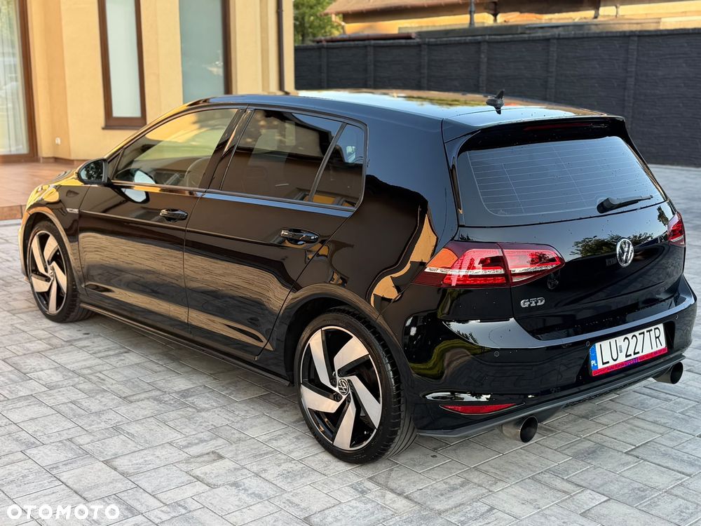 Volkswagen Golf GTD 2.0 TDI SCR DSG - 9