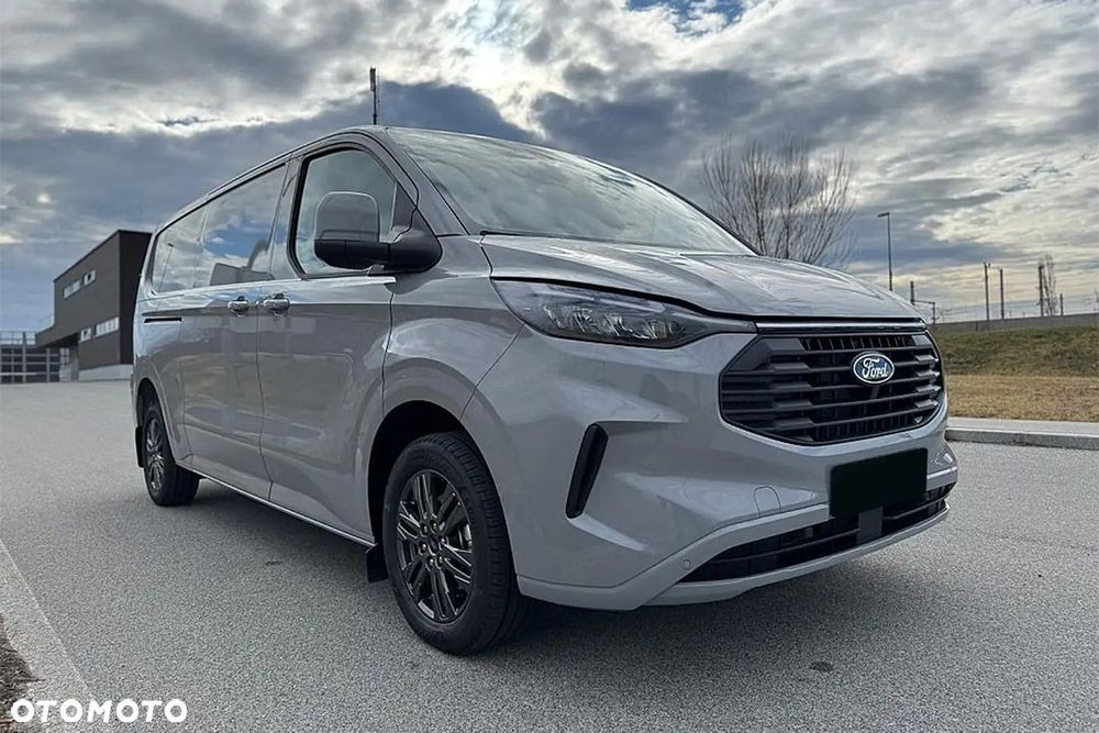 Ford Transit Custom 320 L2H1 Limited A8 2.0 170KM - 4