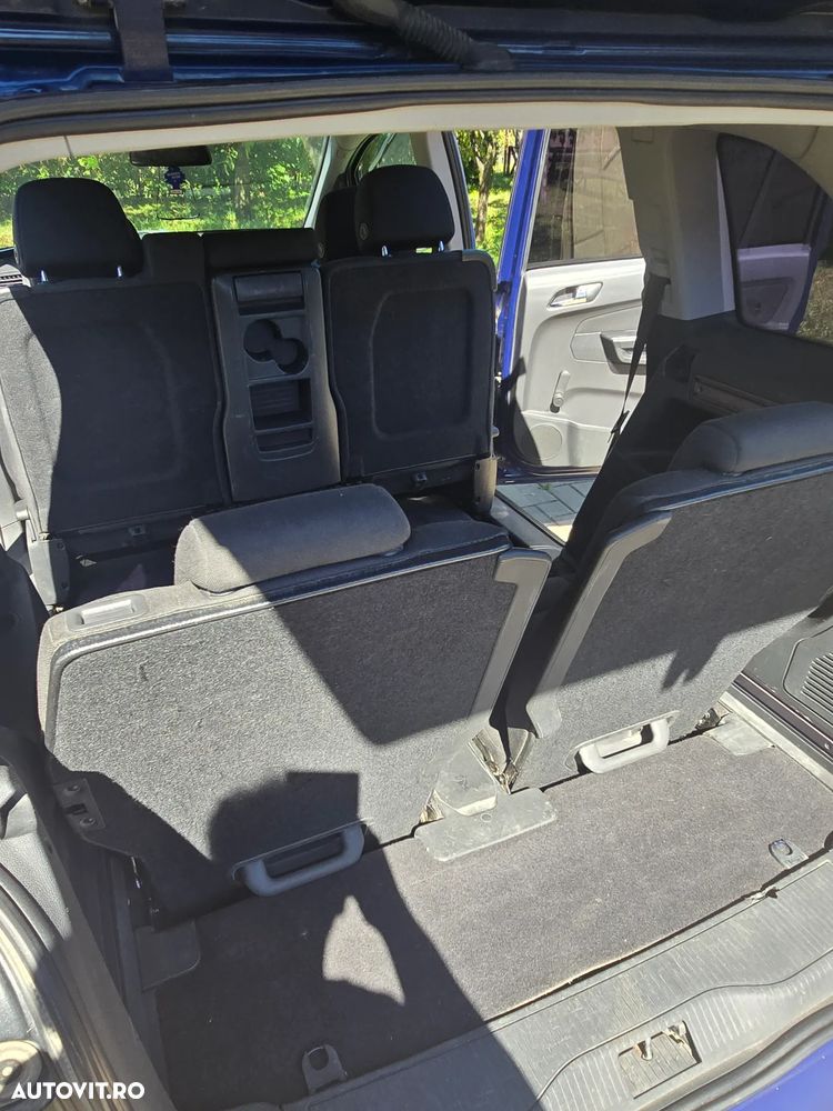 Opel Zafira - 14