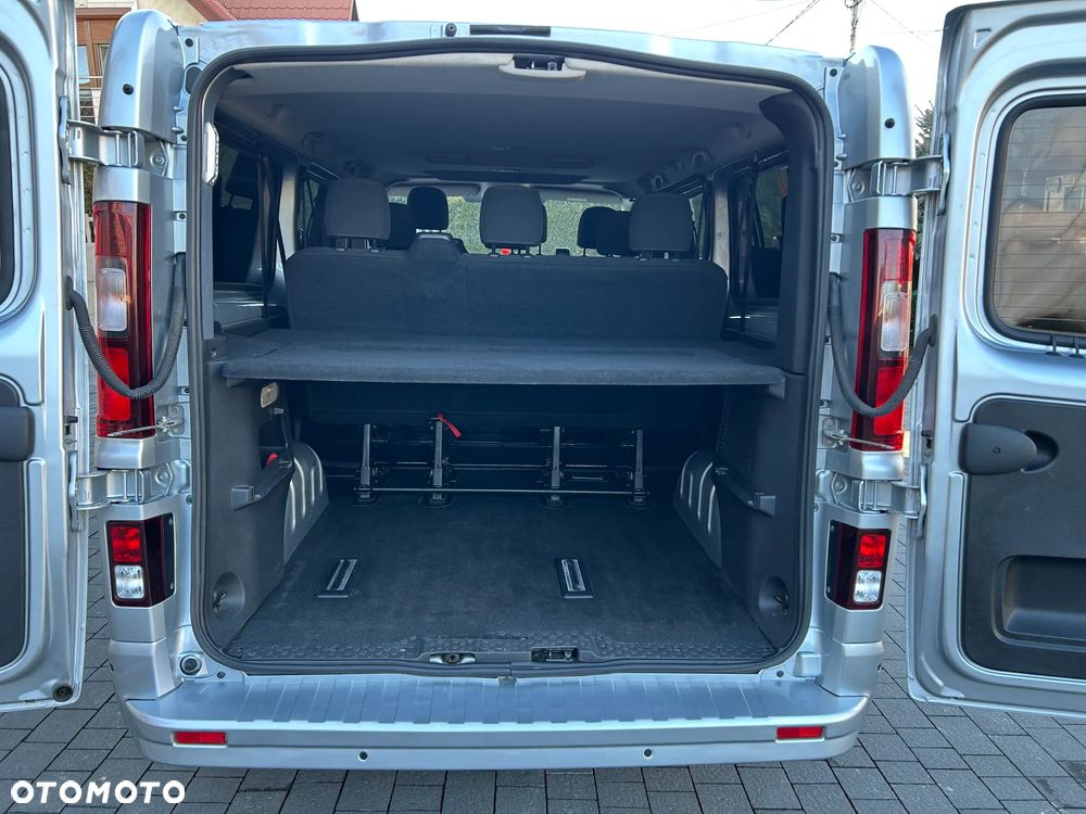 Renault Trafic 2.0 dCi - 32
