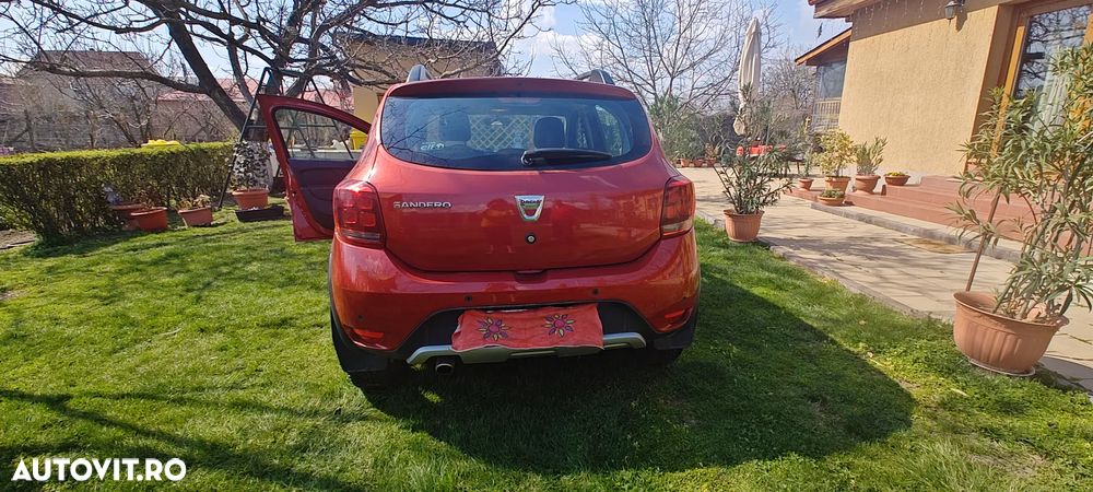Dacia Sandero Stepway 0.9 TCe - 2
