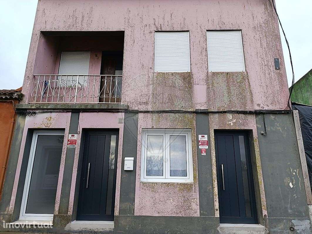 Moradia T2 para venda - Grande imagem: 2/11