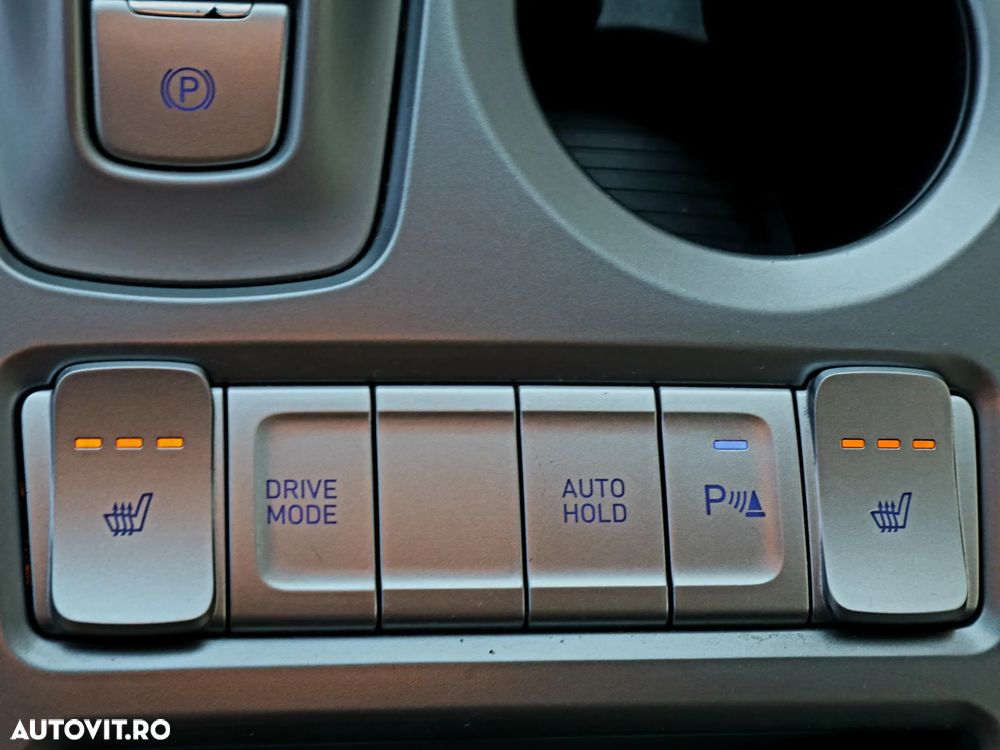 Hyundai KONA Premium - 29