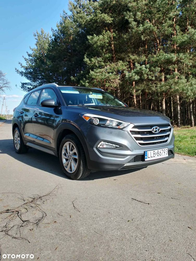 Hyundai Tucson - 2