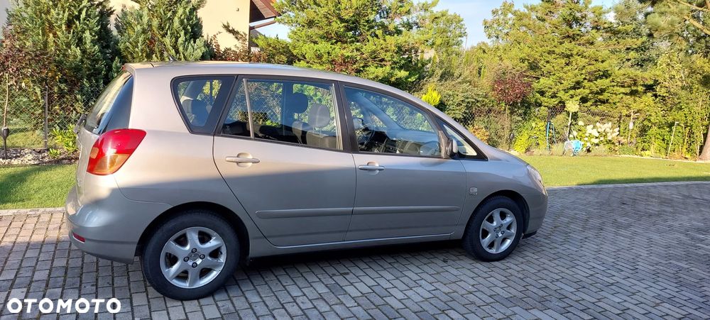 Toyota Corolla Verso 1.6 Terra - 4