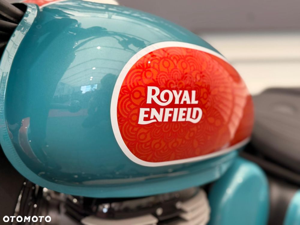 Royal Enfield Classic - 11