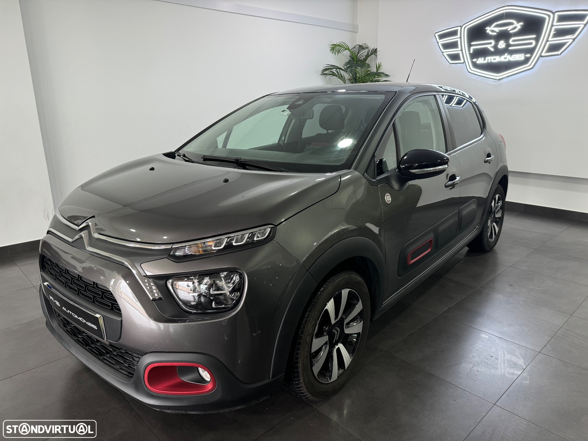 Citroën C3 1.2 PureTech C-Series - 4