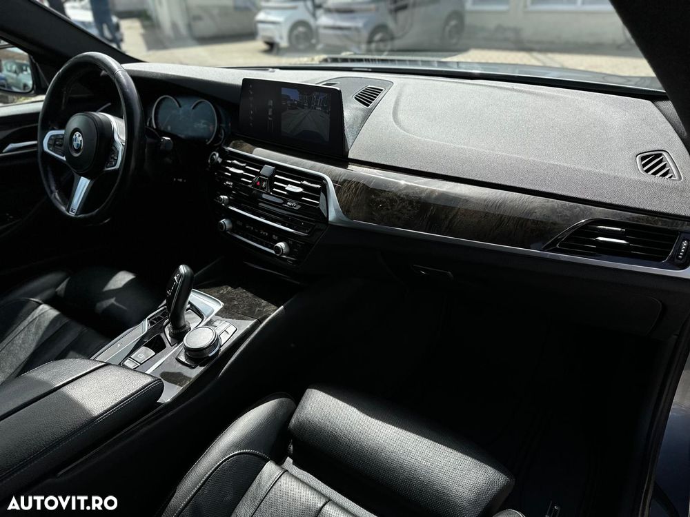 BMW Seria 5 530d xDrive Aut. Sport Line - 21